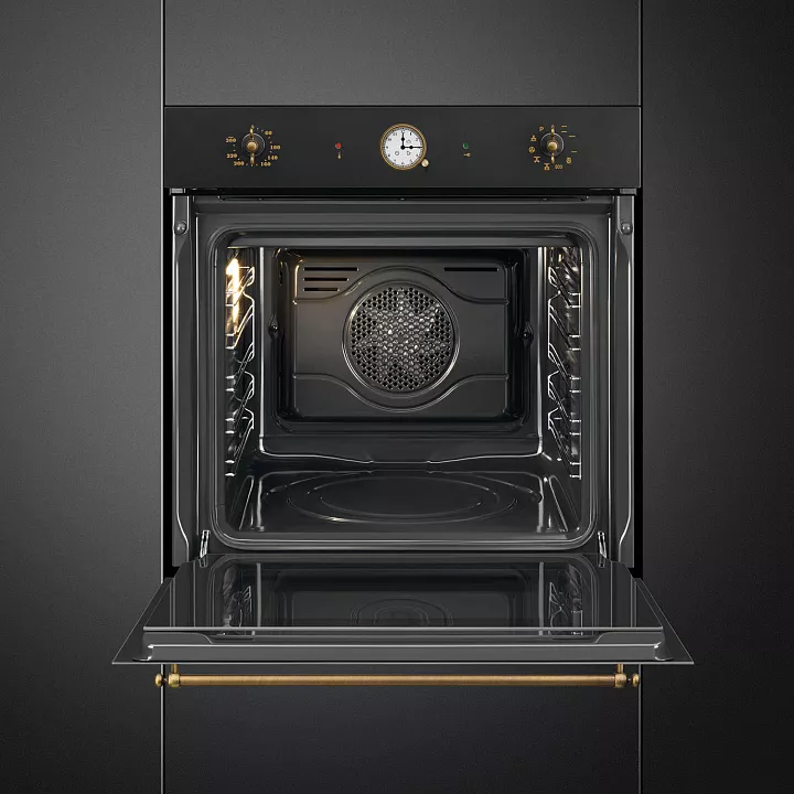 Электрический духовой шкаф Smeg SFP68C1TAO