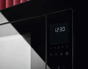 Встраиваемая микроволновая печь AEG OS5GM251EB