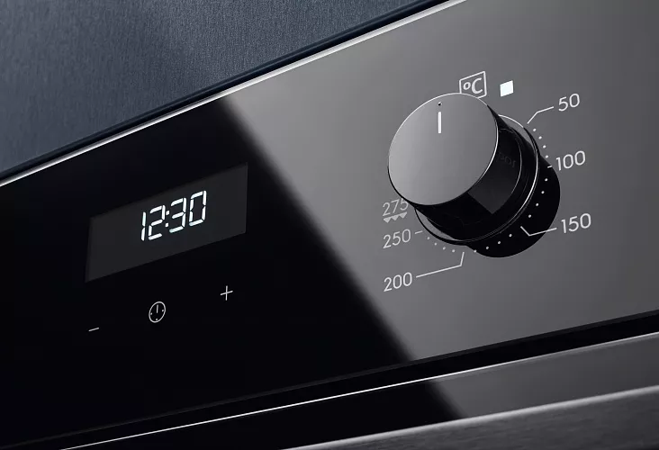 Электрический духовой шкаф Electrolux EOD5H70Z