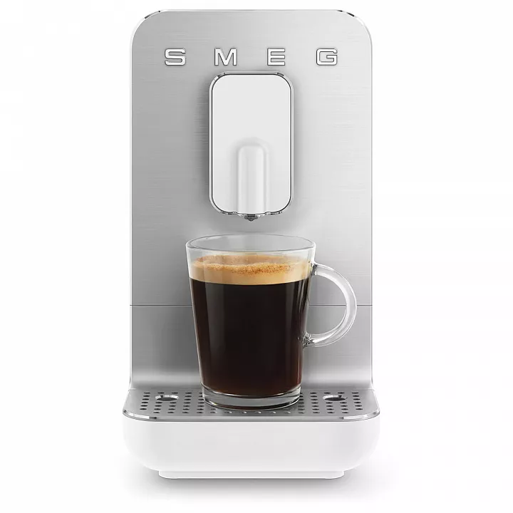 Автоматическая кофемашина Smeg BCC11WHMEU