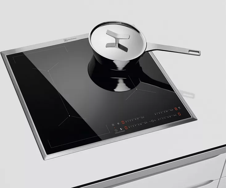 Индукционная варочная панель Electrolux EIV6340X