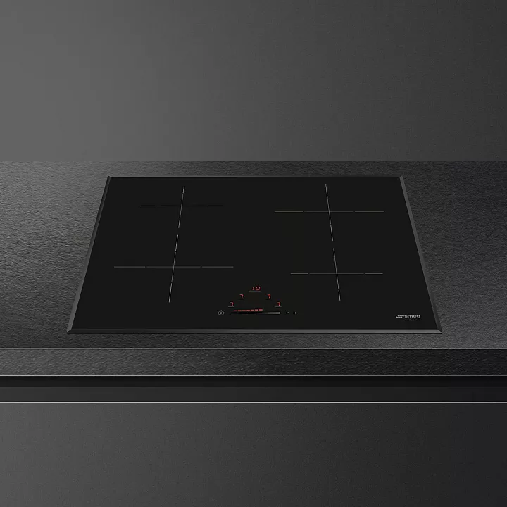 Индукционная варочная панель Smeg SI4642B