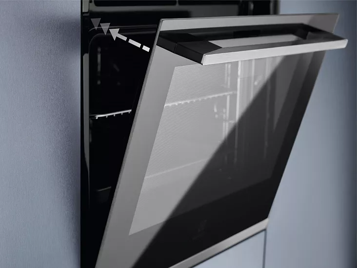 Электрический духовой шкаф Electrolux EOE5C71Z