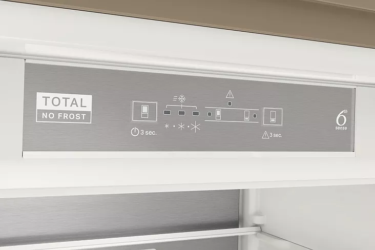 Встраиваемый холодильник-морозильник Whirlpool WHSP70T122