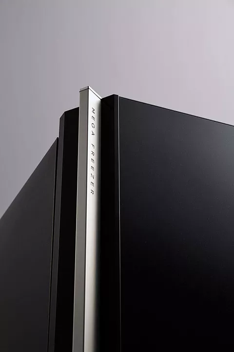 Холодильник-морозильник Sharp SJ-XG60PG-BK