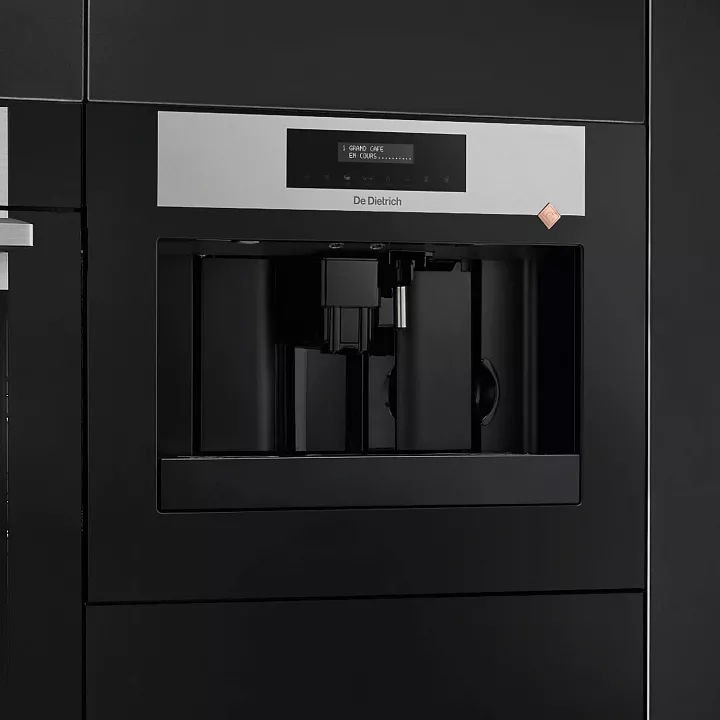 Встраиваемая кофемашина De Dietrich DKD7400X