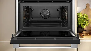 Компактный духовой шкаф с свч NEFF C24MR21N0
