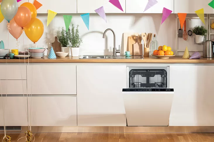 Встраиваемая посудомоечная машина Gorenje GV561D11