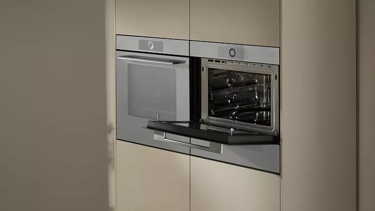 Встраиваемая микроволновая печь V-ZUG CombiMiwell V4000 45 (CM4T-24025 черное стекло)