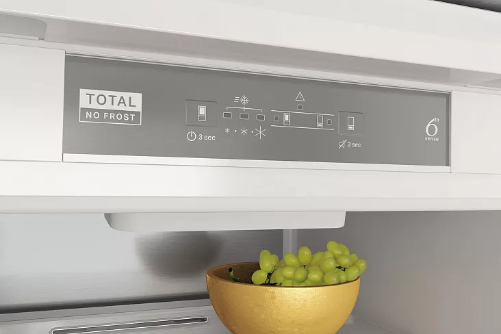 Встраиваемый холодильник-морозильник Whirlpool WHC20T352