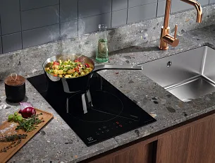 Индукционная варочная панель Electrolux LIT30231C