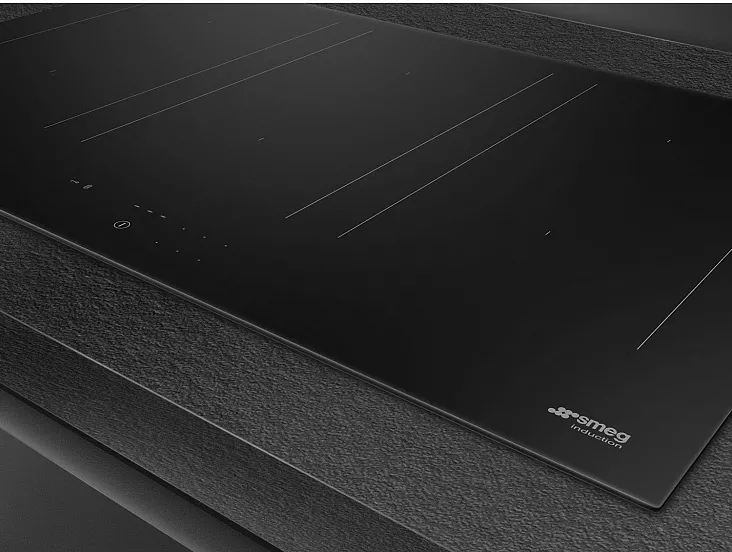 Индукционная варочная панель Smeg SIM3864D