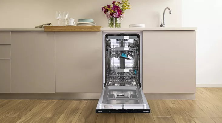 Встраиваемая посудомоечная машина Gorenje GV572D10