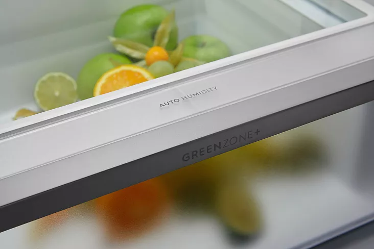 Встраиваемый холодильник-морозильник Electrolux KNP7TE75S
