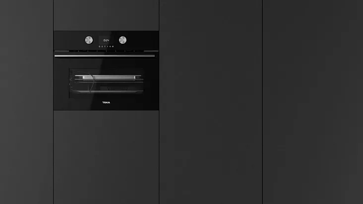Компактный духовой шкаф с паром Teka HLC 8470 SC NIGHT RIVER BLACK