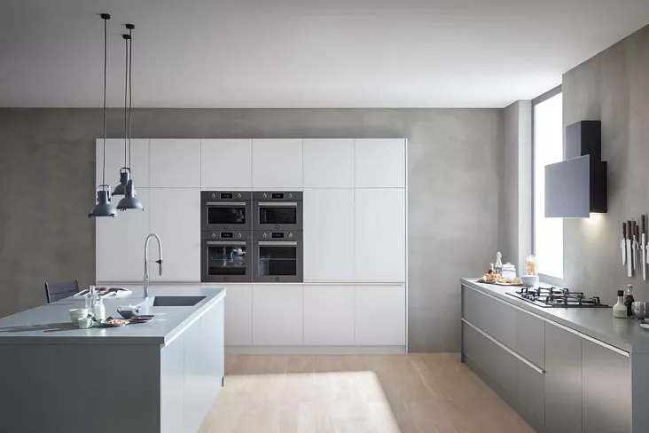 Компактный духовой шкаф с свч Bertazzoni F457PROMWTN