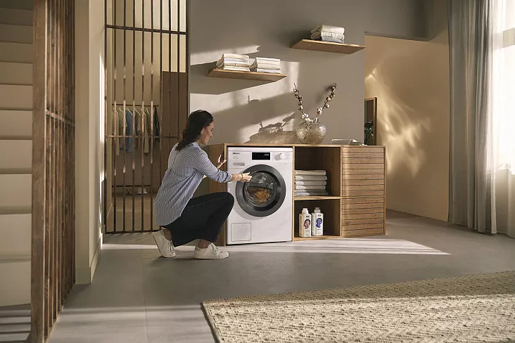 Стиральная машина Miele WEB 365 WCS Chrome Edition