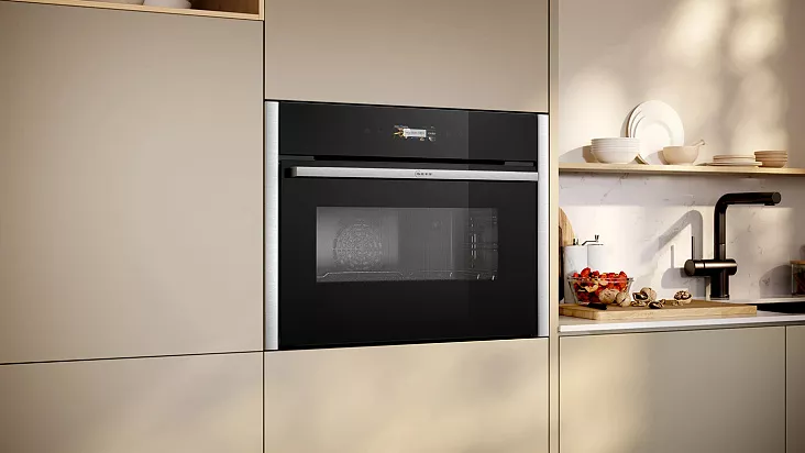 Компактный духовой шкаф с свч NEFF C24MR21N0