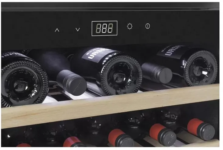 Встраиваемый винный шкаф Caso WineSafe 18 EB Black