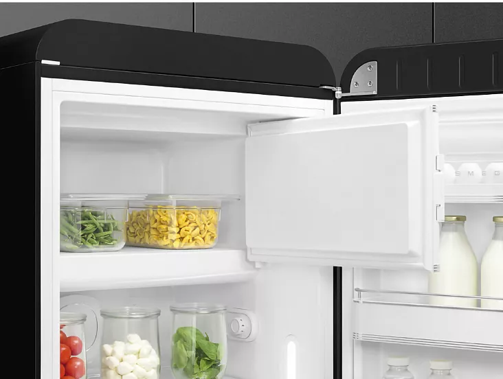 Холодильник-морозильник Smeg FAB28RBL6