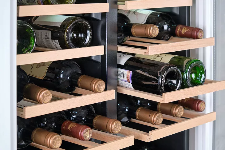 Встраиваемый винный шкаф Cellar Private CP042-2TW