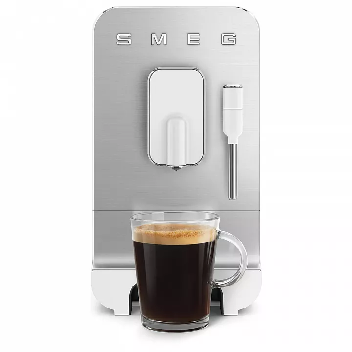 Автоматическая кофемашина Smeg BCC12WHMEU