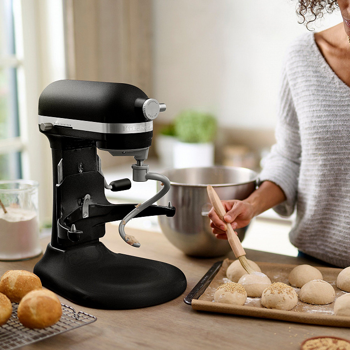 Планетарный миксер KitchenAid 5KSM60SPXEBM